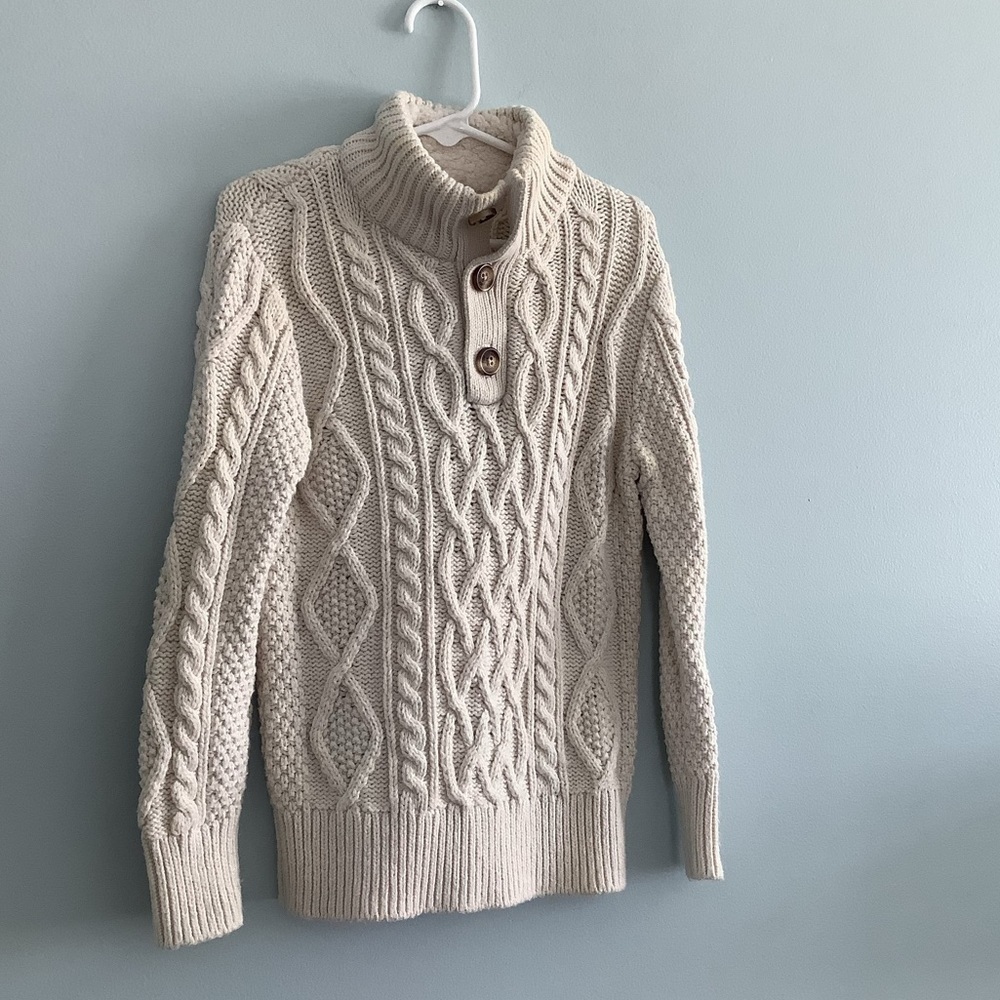 GAP Cable Knit Sweater. - Picture 3 of 5